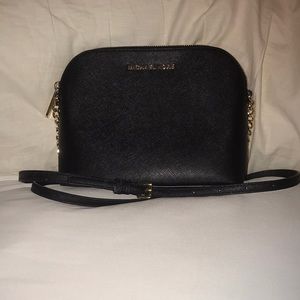Black Micheal Kors Crossbody